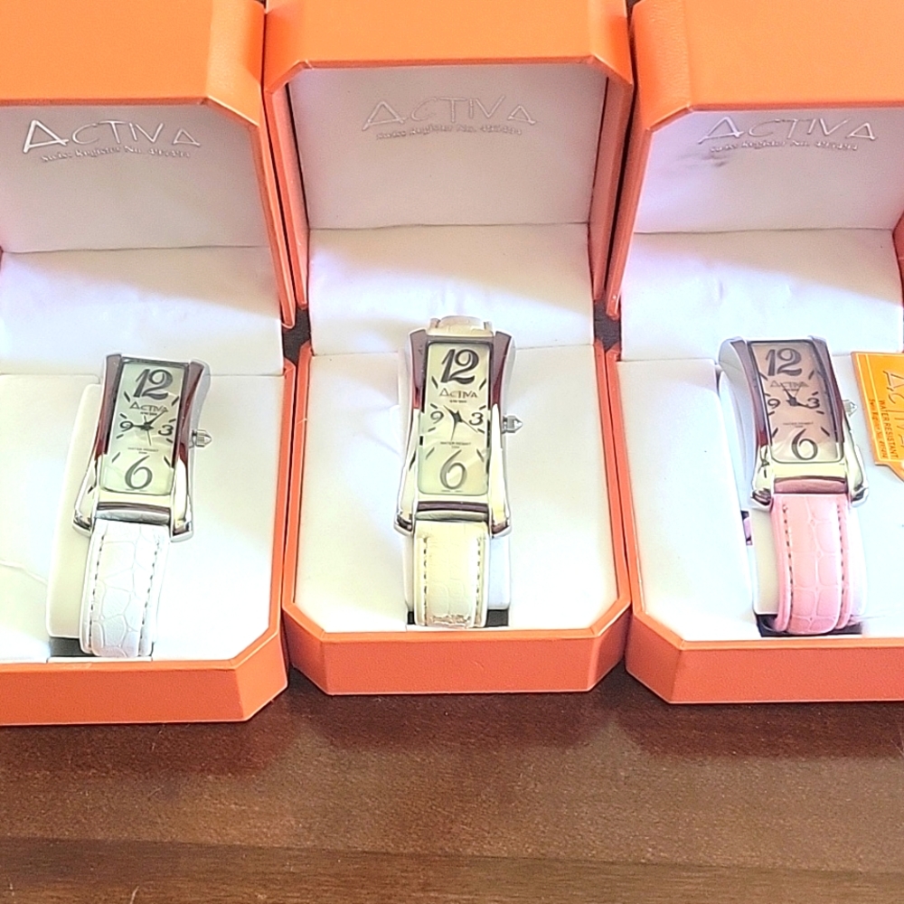 Activa watch Pink